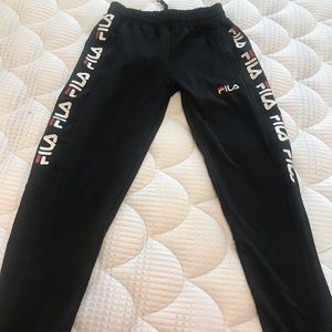 Fila joggers